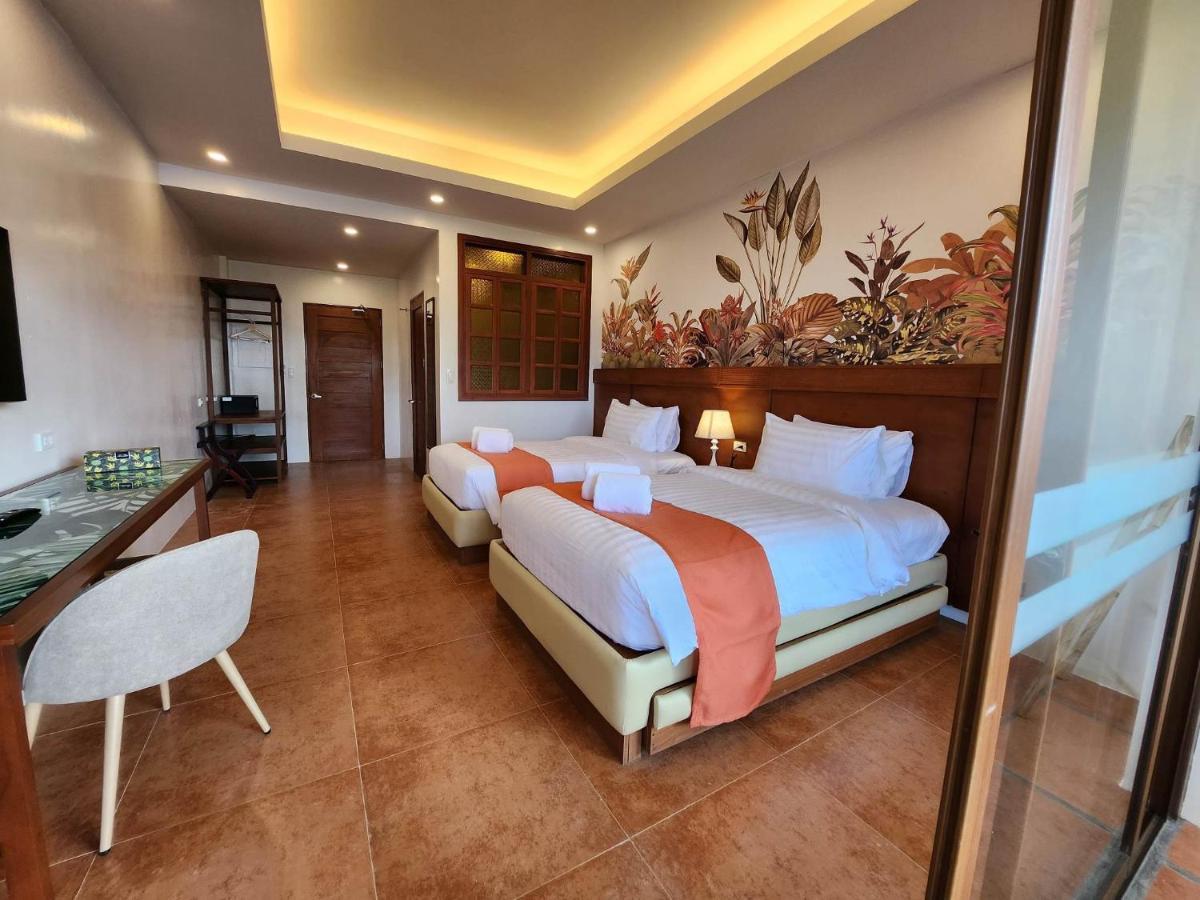 Costa Celine Beach Resort Kinablangan Экстерьер фото